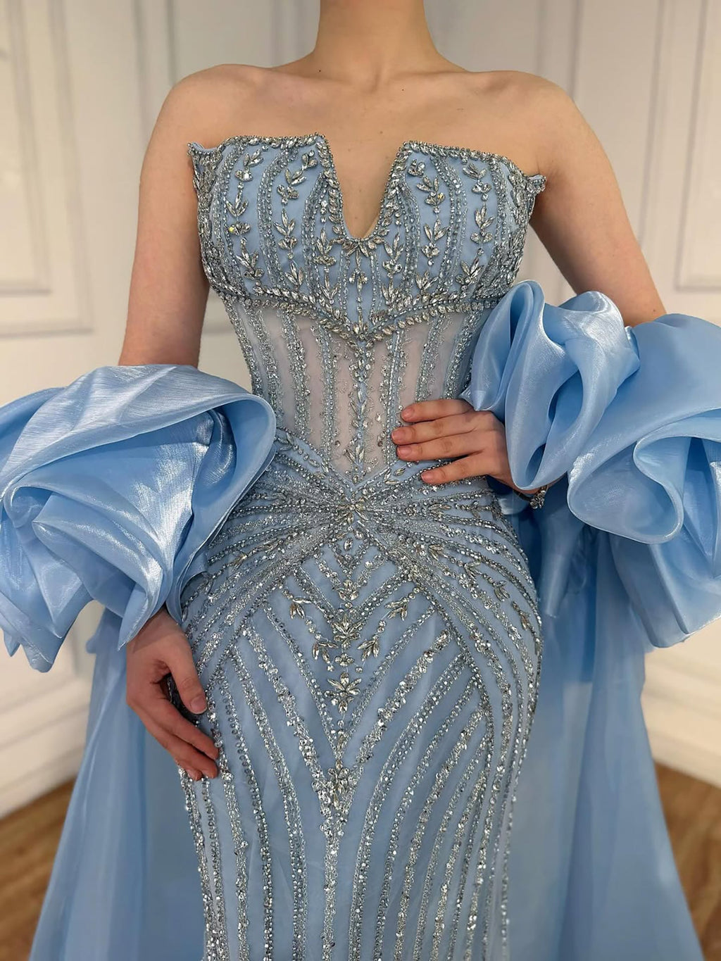 Luxury Light Blue Diamond Evening Dress With Ruffle Cape LA73141