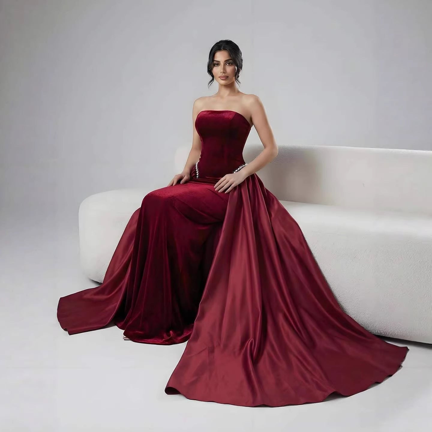 Burgundy Strapless Mermaid Velvet Evening Ball Gowns with Pearls LA73351