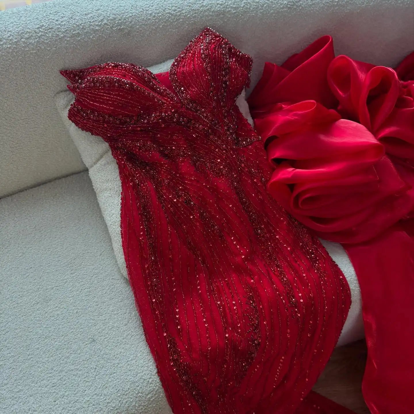 Red Trapless Mermaid Beaded Evening Dress with Cape LA72896