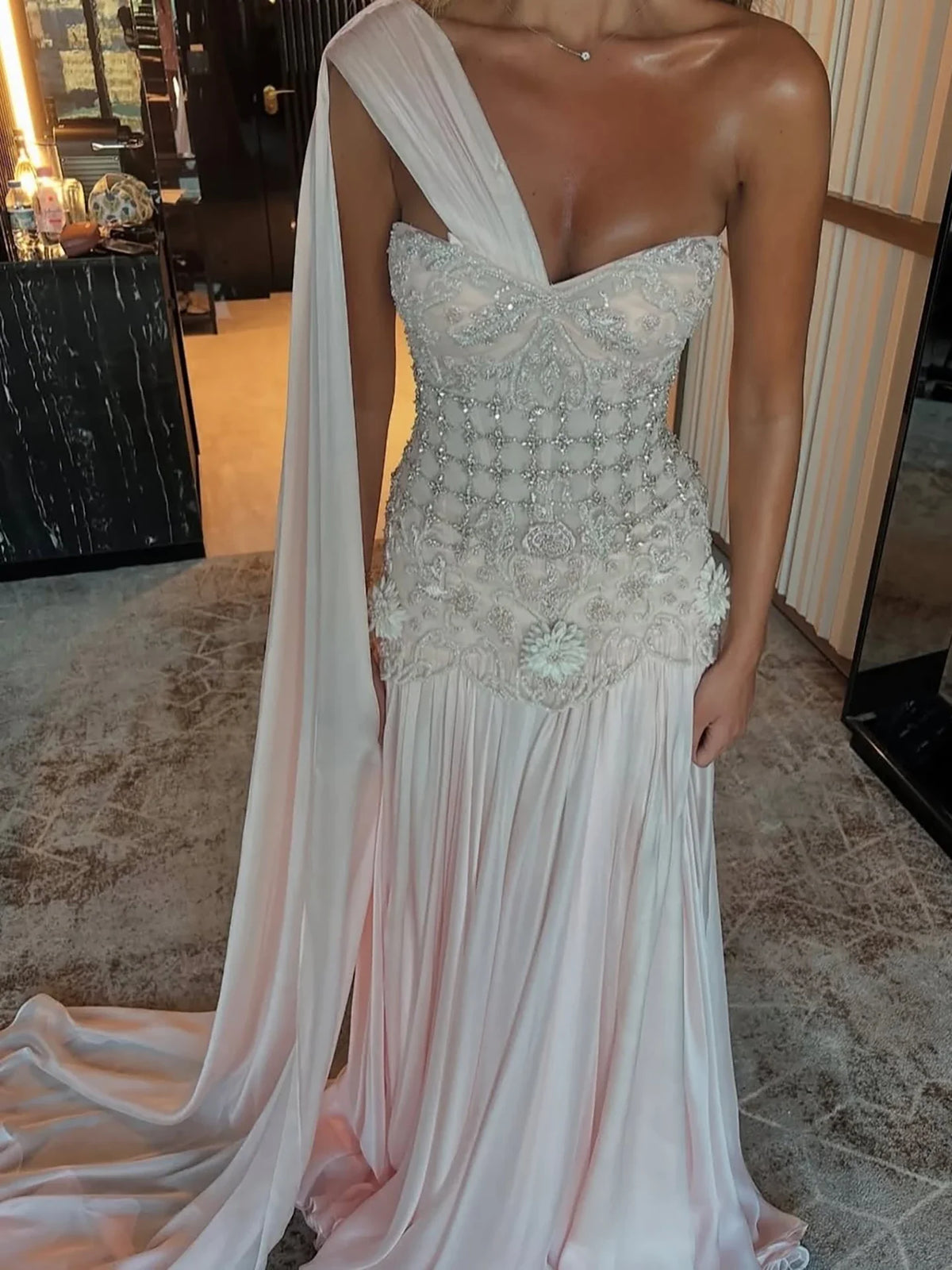 Luxury Pink Arabic Floral chiffon Evening Dress With Cape LA73451